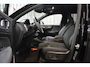 Volvo XC40 T5 262PK [Plug-In] Plus Dark | Trekhaak | BLIS | Adaptieve Cruise | Nubuck |