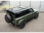 Land Rover Defender 110 P300e 110 X-Dynamic HSE | Full Options | Urban WX-2R | Incl. Winterbanden | Woolstone Green | Ebony leder |