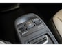 Fiat 500e La Prima 42 kWh | SOH 93,5% | Panoramadak | Camera | Stoelverwarming | Navigatie | Keyless | 17 Inch Lichtmetalen velgen |