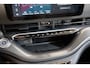 Fiat 500e La Prima 42 kWh | SOH 93,5% | Panoramadak | Camera | Stoelverwarming | Navigatie | Keyless | 17 Inch Lichtmetalen velgen |