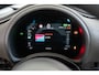 Fiat 500e La Prima 42 kWh | SOH 93,5% | Panoramadak | Camera | Stoelverwarming | Navigatie | Keyless | 17 Inch Lichtmetalen velgen |