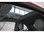 Fiat 500e La Prima 42 kWh | SOH 93,5% | Panoramadak | Camera | Stoelverwarming | Navigatie | Keyless | 17 Inch Lichtmetalen velgen |