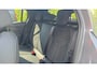 Peugeot 208 GT | Elektrische parkeerrem | Extra getinte achterste zijruiten en achterruit | Extra getinte achterste zijruiten en achterruit