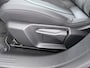 Peugeot 208 GT | Elektrische parkeerrem | Extra getinte achterste zijruiten en achterruit | Extra getinte achterste zijruiten en achterruit