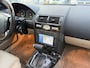 Ford Mondeo Wagon 2.0-16V Ghia Executive Automaat | Leer| Xenon | Navi | Schuifdak | TEKST LEZEN!! | Autom. Airco | Cruise Control | Elekt. Ramen | Trekhaak | PDC | APK tot 09-09-2026!