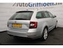 Skoda Octavia Combi 1.0 TSI Greentech Style Business keurige automaat met trekhaak