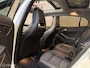 Mercedes-Benz GLA 180 AMG PANO CARPLAY STOELVW Gr.SCHERM!