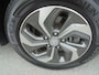 Hyundai Kona Hyundai Kona 1.6 GDI Hybrid airco trekhaak navigatie lmv