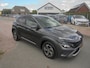 Hyundai Kona Hyundai Kona 1.6 GDI Hybrid airco trekhaak navigatie lmv