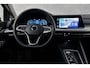 Volkswagen Golf 1.0 eTSI Life Business | Stoelverwarming | Navigatie | LED koplampen