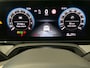 Volkswagen Passat Variant 1.5eTSI/150PK Elegance Business DSG · Trekhaak · Camera · Apple/Android Car Play · Navigatie · Dodehoeksensoren · Massage · Stoelverwarming ·