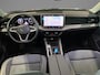 Volkswagen Passat Variant 1.5eTSI/150PK Elegance Business DSG · Trekhaak · Camera · Apple/Android Car Play · Navigatie · Dodehoeksensoren · Massage · Stoelverwarming ·