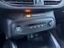 Ford Focus Wagon 1.0 EcoBoost Hybrid ST Line AUTOMAAT | STOEL, STUUR &VOORRUITVERWARMING| CLIMATE CONTROL| PARKEERSENSOREN V+A| DAB| NAVIGATIE+ APPLE CARPLAY/ANDROID AUTO|