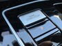 Volkswagen Golf 1.5eTSI/150PK R-Line DSG · Panoramadak · Apple/Android Car Play · Harman/Kardon sound · Camera · Garantie t/m 11-11-2030 of 100000km.
