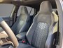 Volkswagen Golf 1.5eTSI/150PK R-Line DSG · Panoramadak · Apple/Android Car Play · Harman/Kardon sound · Camera · Garantie t/m 11-11-2030 of 100000km.