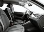 Volkswagen Polo 1.0 TSI 95pk DSG Style · Camera · Apple/Android Car Play · Stoelverwarming · IQ.Light · 15'' Inch ·