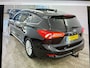 Ford Focus Wagon 1.0 EBH Tit. XBns PANODAK / STOELV&STUUR VERW. / CAMERA / TREKHAAK