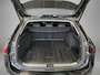 Volkswagen Passat Variant 1.5 eTSI 150pk DSG Business · Camera · Stuur- & Stoelverwarming · Apple/Android Car Play · Massagefunctie Voorstoelen · Garantie t/m 11-06-2028 of 100.000km