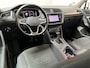 Volkswagen Tiguan 1.4 TSI eHybrid Elegance / AUTOMAAT/ PANO/ TREKHAAK/ PARK.SENSOR.V+A/ CAMERA/ STUUR+STOELVERWARM./ APP-CONNECT/ ACC/ ELEK.ACHTERKLEP/ DIGITAL DASH/ NAVI/ DAB/ CLIMA/ IQ.LIGHT
