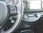 Toyota Yaris 1.5 Hybrid Dynamic super nette zeer complete Yaris met trekhaak in two-tone kleurstelling!