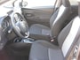 Toyota Yaris 1.5 Hybrid Dynamic super nette zeer complete Yaris met trekhaak in two-tone kleurstelling!