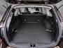 Subaru Outback 2.5i Premium | Trekhaak 2000KG trekgewicht | All Season Banden | Achteruitrijcamera | Navigatie | Verwarmde Voorstoelen |