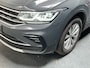 Volkswagen Tiguan 1.4 TSI eHybrid Elegance / AUTOMAAT/ TREKHAAK/ PANO/ KEYLESS/ ADAPT-CRUISE/ DIGITAL DASH/ APP-CONNECT/ NAVI/ PARK. SENSOREN + CAMERA/ CLIMATE/ STOELVERWARMING