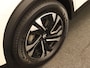 Peugeot e-2008 EV Allure 50 kWh - 1 FASE LADEN - SOH 89.44%!! - PARKEERSENSOREN VOOR & ACHTER - 360 GRADEN CAMERA - APPLE CARPLAY/ANDROID AUTO - CLIMATE CONTROL - NAVIGATIE - CRUISE CONTROL - KEYLESS START