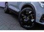 Volvo EX40 Single Motor Extended Range Ultra Black Edition | Europa Edition | Google | Long Range | Harman Kardon Audio | 20" Lichtmetalen Velgen | Panoramadak | Getint Glas | Elektrische Stoelen | Nubuck Bekleding | Adaptieve Cruise Control | Dodehoekdetectie | Zitverlenging | Keyless | Warmtepomp
