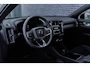 Volvo EX40 Single Motor Extended Range Ultra Black Edition | Europa Edition | Google | Long Range | Harman Kardon Audio | 20" Lichtmetalen Velgen | Panoramadak | Getint Glas | Elektrische Stoelen | Nubuck Bekleding | Adaptieve Cruise Control | Dodehoekdetectie | Zitverlenging | Keyless | Warmtepomp