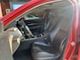 Mazda CX-30 2.0 e-SkyActiv-X M Hybrid Luxury 180 PK!! // NAVI // LEDER // SCHUIFKANTELDAK // TREKHAAK // CAMERA // MEMORY SEATS // BOSE AUDIO