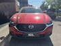 Mazda CX-30 2.0 e-SkyActiv-X M Hybrid Luxury 180 PK!! // NAVI // LEDER // SCHUIFKANTELDAK // TREKHAAK // CAMERA // MEMORY SEATS // BOSE AUDIO