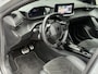 Peugeot 208 1.2 Hybrid 100 e-DCS6 GT / Dealer Onderhouden / Elektrische Stoelen / Stoel Verwarming / Keyless / Adaptive Cruise /