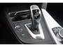 BMW 3-Serie 320i M Sport Edition - HEAD UP - LEDER - NAVI PROF - 19 INCH - AUTOMAAT -