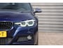 BMW 3-Serie 320i M Sport Edition - HEAD UP - LEDER - NAVI PROF - 19 INCH - AUTOMAAT -
