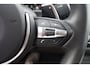 BMW 3-Serie 320i M Sport Edition - HEAD UP - LEDER - NAVI PROF - 19 INCH - AUTOMAAT -