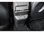 Abarth 600e SCORPIONISSIMA 280PK 54 kWh | SABELT PERFORMANCE SPORT STOELEN/BEKLEDING | ENGINE SOUND GENERATOR | PACK DESIGN SCORPIONISSIMA | PACK TECH SCORPIONISSIMA | PACK WINTER (STOEL VERWARMING/VOORRUITVERWARMING) | PACK SCORPION | 20" LICHTMETALEN VELGEN | ABARTH BODYKIT | 360° PARKEERSENSOREN | REMKLAUWEN GROEN | ELEKTRISCH BEDIENBARE BESTUURDERSSTOEL | AMBIANCE INTERIEUR VERLICHTING | ACHTERUITRIJ CAMERA | ADAPTIVE CRUISE CONTROL | DRAADLOZE APPLE CARPLAY/ANDROID AUTO | DODEHOEK DETECTIE | DC SNELLAAD FUNCTIE | DRAADLOZE APPLE CARPLAY/ANDROID AUTO | ELEKTRISCH BEDIENBARE ACHTERKLEP MET VOETSENSOR | KEYLESS ENTRY/START | "TORSEN" MECHANISCH SPERDIFFERENTIEEL | "ALCON" REMSCHIJVEN EN KLAUWEN |