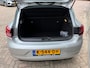 Renault Clio 1.6 E-Tech Hybrid 140 Intens Carplay / Parkeersensoren / Full LED / Clima