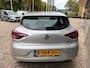 Renault Clio 1.6 E-Tech Hybrid 140 Intens Carplay / Parkeersensoren / Full LED / Clima