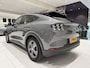 Ford Mustang Mach-E Extended RWD 98 kWh | SOH 93,1% | B&O | Navigatie | Stoelverwarming |