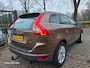 Volvo XC60 2.0T Summum Automaat achteruit camera leerbekeleding stoelverwarming panorama dak trekhaak parkeer sensor