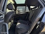 BMW 5-Serie Touring 520i Touring/M-pakket/Pano/Trekhaak/Headup/ambient/19inch