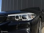 BMW 5-Serie Touring 520i Touring/M-pakket/Pano/Trekhaak/Headup/ambient/19inch