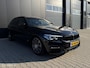 BMW 5-Serie Touring 520i Touring/M-pakket/Pano/Trekhaak/Headup/ambient/19inch