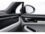 Porsche Macan 2.0 | Facelift | Pano | 21" | SportDesign | Bose | E-Trekhaak