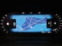 Volvo XC60 2.0 B4 Plus Dark (Elek. trekhaak + achterklep / Camera / Navi / Stoel- stuurverw.)