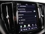 Volvo XC60 2.0 B4 Plus Dark (Elek. trekhaak + achterklep / Camera / Navi / Stoel- stuurverw.)