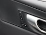 Volvo XC60 2.0 B4 Plus Dark (Elek. trekhaak + achterklep / Camera / Navi / Stoel- stuurverw.)