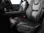 Volvo XC60 2.0 B4 Plus Dark (Elek. trekhaak + achterklep / Camera / Navi / Stoel- stuurverw.)