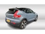 Volvo XC40 Recharge P8 AWD R-Design / Trekhaak / Panoramadak / Camera / Keyless / Harman Kardon / 19'' / Half leder / Stuur+Stoelverwarming / DAB / Dodehoek / ACC